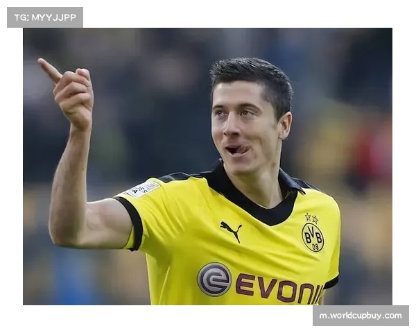 巴萨老将莱万多夫斯基状态回暖 近三场比赛攻入四球